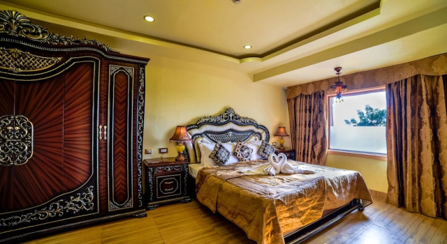 Люкс Royal Chokhi Dhani The Palace Hotel