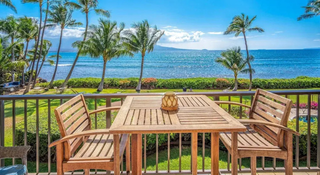 Ocean Front & Budget Friendly: Maalaea Banyans 204 - The Perfect Couples Getaway, Забронировать Апартаменты/квартира Маолаея Мауи