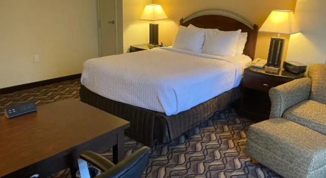 Двухместный номер Standard Country Inn & Suites by Radisson, Austin North