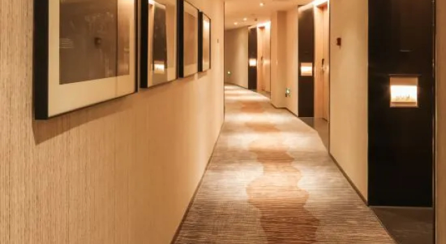 Yunjian Hotel (Chongqing Guanyinqiao Pedestrian Street), Забронировать Отель Отели Чунцин с парковкой, рядом с Станция метро Guanyinqiao, Парковка