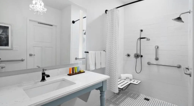 Двухместный номер Standard с видом на воду Beaufort Hotel