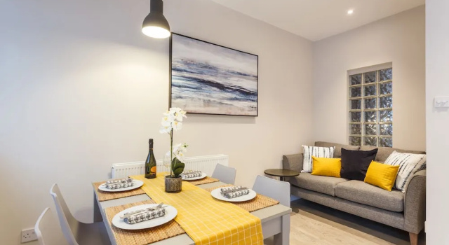 Stylish Town Centre House - Reef House, Забронировать Отель Бизнес-отели Дорсет, 4* 5*