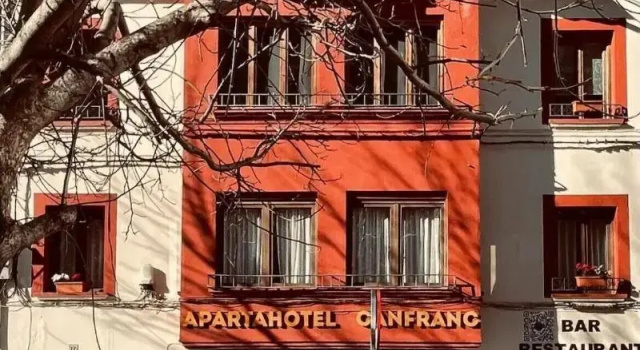 Apartahotel Canfranc, Book Condo Hotel Aragon Apart-Hotels, Condo Hotel