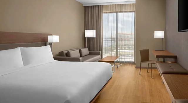 Двухместный номер Standard с частичным видом AC Hotel by Marriott Clearwater Beach