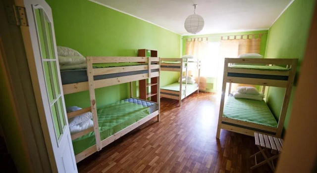 Жилые помещения Киви, Забронировать Отель Отели Советского района - Красноярск с парковкой, Парковка
