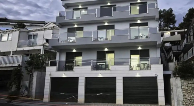 Villa Lajna, Đặt Biệt thự Neum Federation of Bosnia and Herzegovina