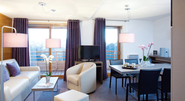 Lagrange Vacances L'Alpenrose, Забронировать Отель Отели Oisans 4 звезды, 4*