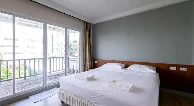 Двухместный номер Deluxe с балконом Wong Amat House