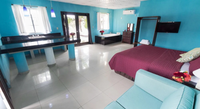 Люкс Big Daddy's Beach Club & Hotel