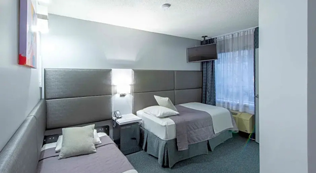 Номер Travelodge by Wyndham Montreal Centre