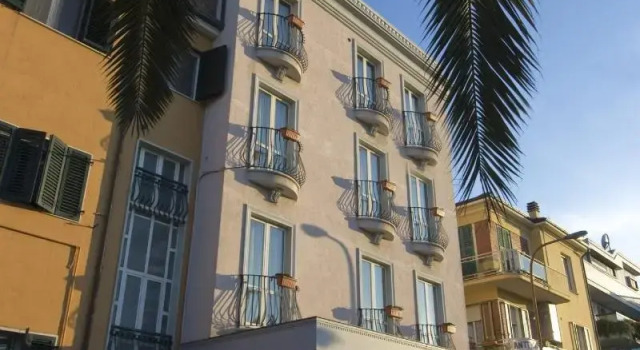 Hotel La Palazzina, Varaa Hotelli San Benedetto del Tronto 