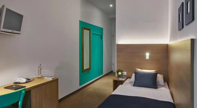 Одноместный номер Standard Hotel 38