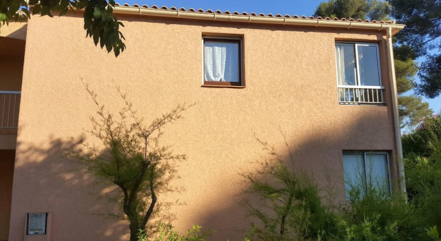 Studio in Sanary-sur-mer, With Wonderful Mountain View and Enclosed Ga, Забронировать Апартаменты/квартира Санари-сюр-Мер Bandol Wine Route