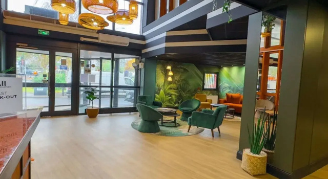 Hipotel Paris Hippodrome, Rezervasyon Otel Vincennes Val de Marne