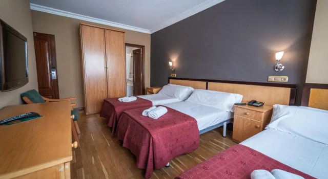 Трёхместный номер Standard Hotel Silva