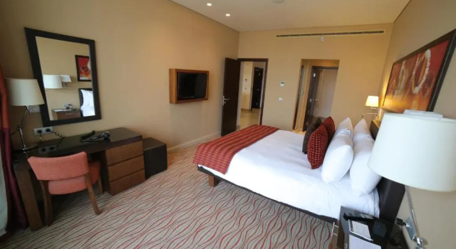 Люкс c 1 комнатой с видом на море Staybridge Suites Beirut by IHG