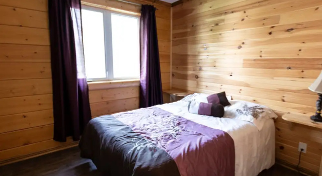 Номер Deluxe с 2 комнатами с балконом Chalets et Spa Lac Saint-Jean