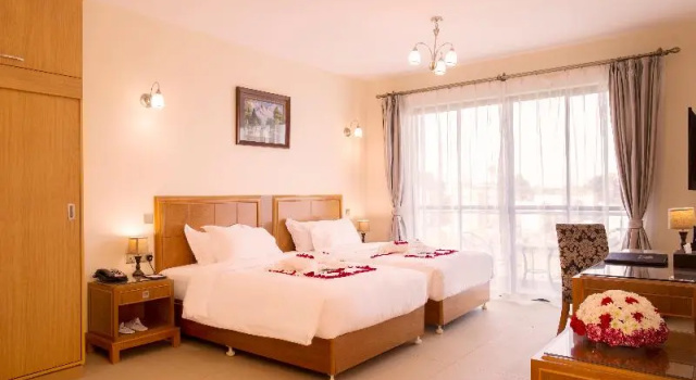 Двухместный номер Standard с балконом и с видом на парк Lotos Inn & Suites -Nairobi, Westlands