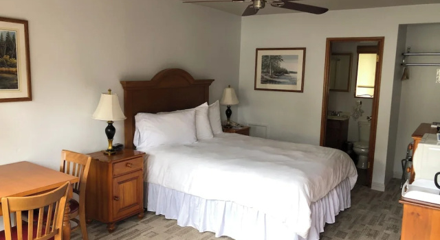 Двухместный номер Standard Bay Meadows Resort