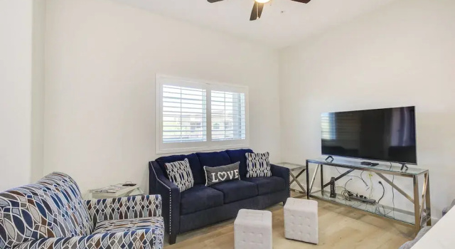 Central Tucson Condo w/ Community Pool + Hot Tub!, Varaa Huoneisto Tucson hotellit, joissa on pysäköinti, Pysäköinti