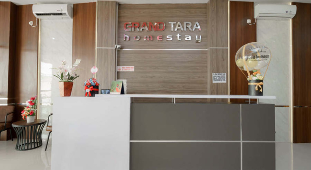 RedDoorz Plus @ Grand Tara Homestay Palembang, Book Hotel Palembang Sumatra