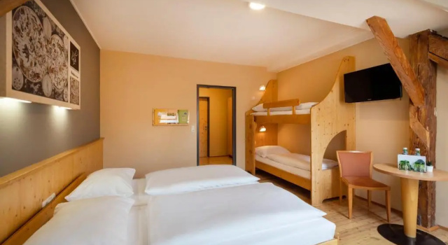 Четырёхместный номер Standard JUFA Hotel Judenburg - Self Check-In