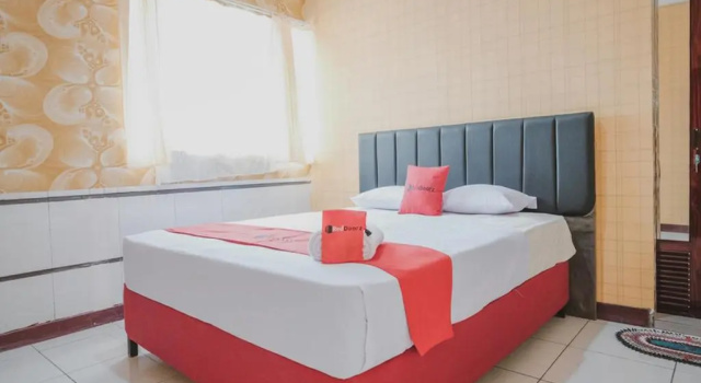 Двухместный номер Standard RedDoorz Plus near Istana Maimun Medan