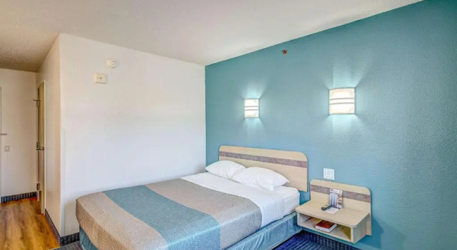 Standart çift kişilik oda Econo Lodge Menomonie