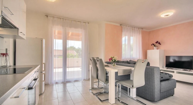 Amazing Home in Betiga With Wifi and 4 Bedrooms, Забронировать Отель Барбарига Rovinj Riviera