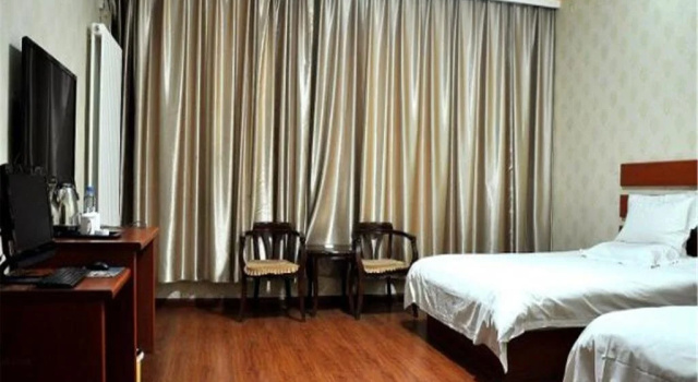 Linyi Junan Jinsheng Hotel