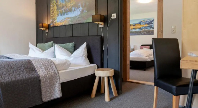 Номер Standard Berghotel TheLounge
