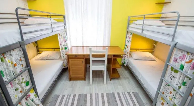 Кровать в общем номере (мужской номер) Хостел Artist Hostel Семейный на Басманной
