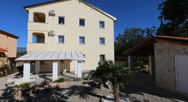 Apartments Lili, Забронировать Апартаменты/квартира Климно остров Крк