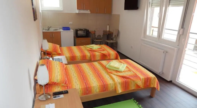 Apartments Center KG