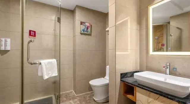Люкс Business Bai Li Holiday Hotel (Enping Aofeng Square)