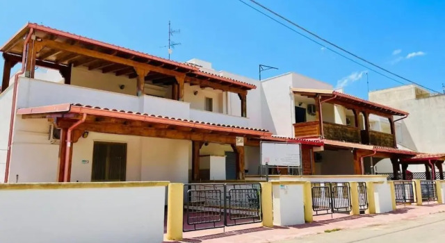 Appartamenti al mare Torre Pali by Ionian Travel, Book Lejlighed Torre Pali Salento