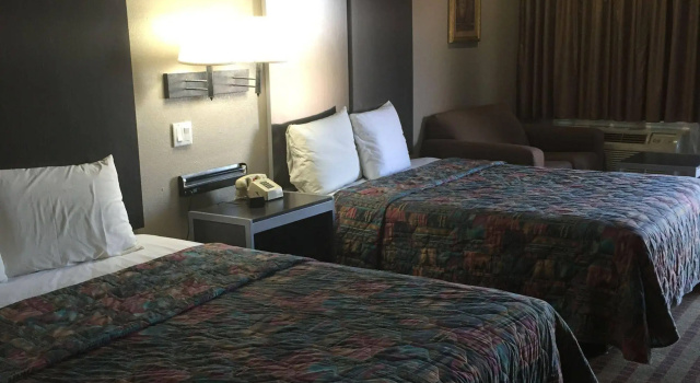 Camelot Inn & Suites Hobby/Gulf Freeway, Rezervasyon Otel Energy Corridor Houston