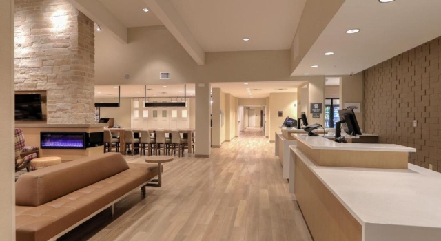 Residence Inn by Marriott Pigeon Forge, Забронировать Отель Пиджен-Фордж Great Smoky Mountains National Park, рядом с Старая мельница