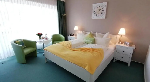 Двухместный номер Standard с балконом Hotel Diekseequell Superior am Dieksee