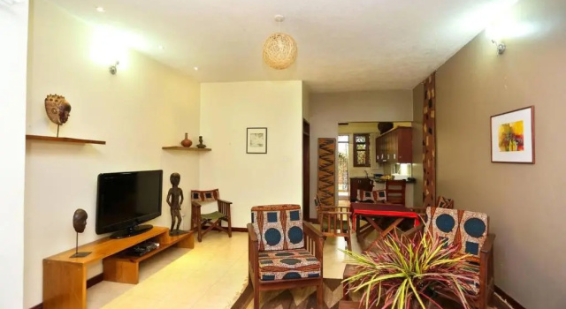 Immaculate 2-bedroom Cottage in Kampala, Rezervasyon Tatil Evi Kampala Kır Evleri / Kır Evleri, Küçük Ev