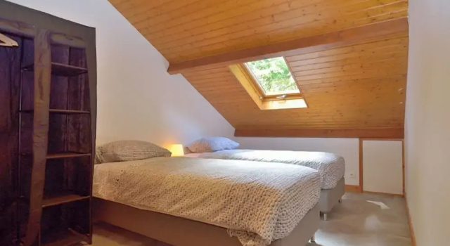 Serene Holiday Home With Private Terrace, Rezerwuj Hotel Hotele w Akwitania z parkingiem, Parking
