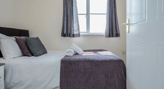 Captivating 3-bed Apartment in Grays, Забронировать Апартаменты/квартира Грейс-Таррок Эссекс