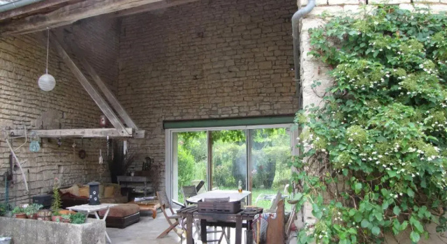 Les moinillons - Piscine à 28 degrés en service toute l'année, Rezervasyon Otel Ancy-le-Franc 