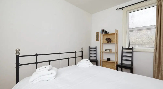 East London 1 Bedroom Flat With Terrace, Забронировать Отель Тауэр-Хэмлетс Лондон