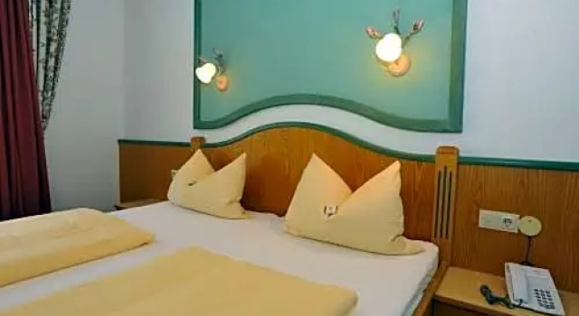 Hotel Bergglück, Забронировать Отель Отели Dachstein 3 звезды, 3*