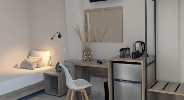 Двухместный номер Standard с балконом и с красивым видом из окна Grapevines Hotel