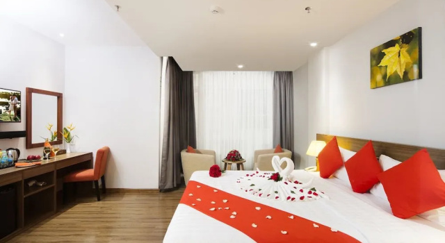 Двухместный номер Deluxe с видом на город Maple Leaf Hotel & Apartment