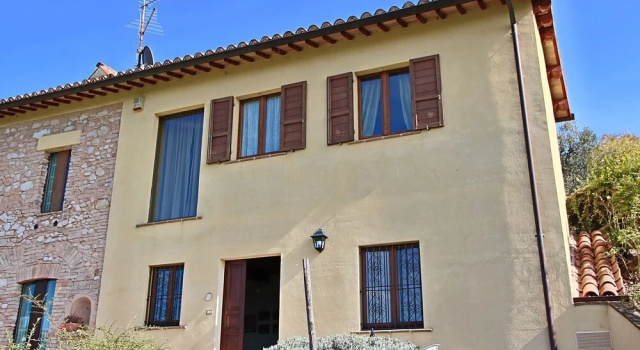Agriturismo in the Hills, Private Terrace, Swimming Pool and Beautiful View, Забронировать Отель Треви Умбрия