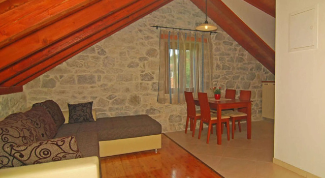 Apartments and Rooms Marino, Забронировать Апартаменты/квартира Трогир Ciovo Island