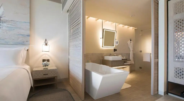 Двухместный номер с балконом Saadiyat Rotana Resort and Villas